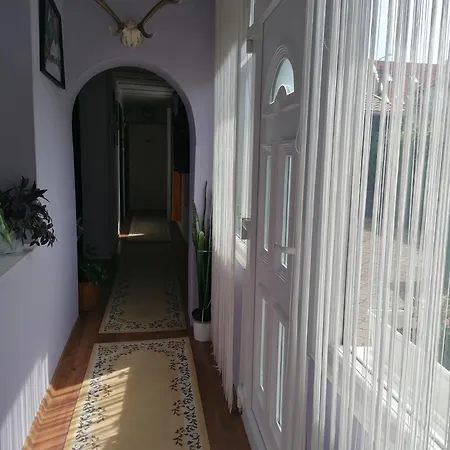 Kertesz Vendeghaz Guest house